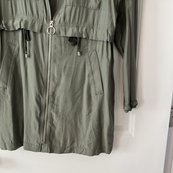 Express Utility Jacket - Picture 3 of 4